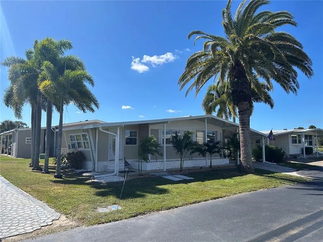 1000 Kings Highway 472, PORT CHARLOTTE