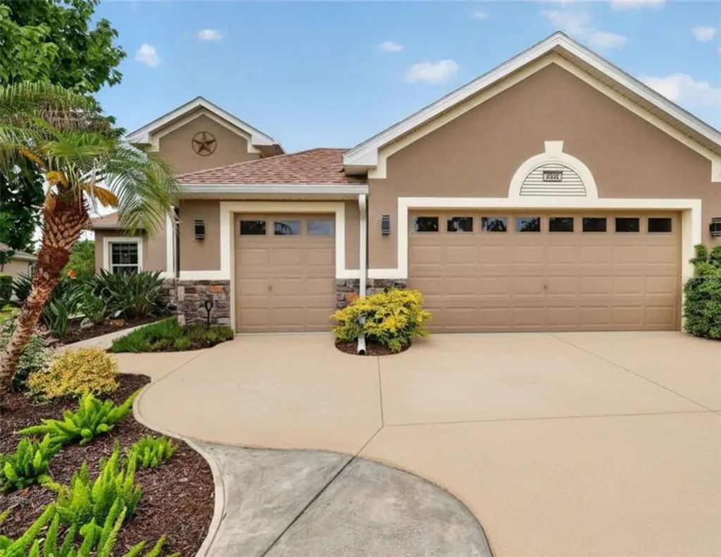 2003 Bayside Avenue, MOUNT DORA
