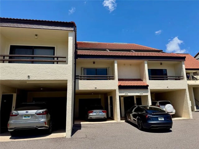 115 1st Street E 103, TIERRA VERDE