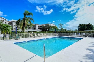 Gulf Shores Realty: 32 f697a40f927ccb2af75d59898d0cc258 s