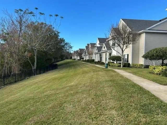 330 Southern Pecan Circle 208, WINTER GARDEN