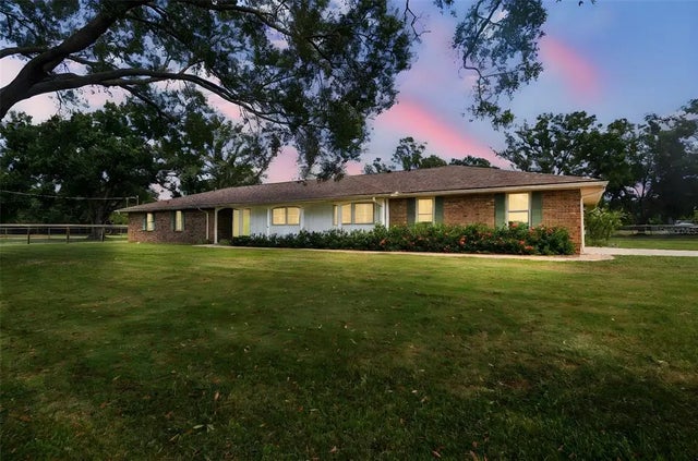 10725 Dixon Drive, RIVERVIEW