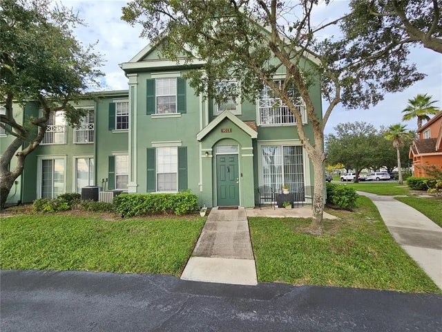 9018 Lake Chase Island Way 9108, TAMPA