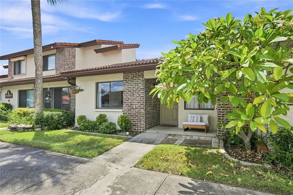 7360 Ulmerton Road 16d, LARGO
