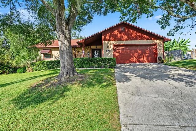 4910 Foxrun Place, LAKELAND