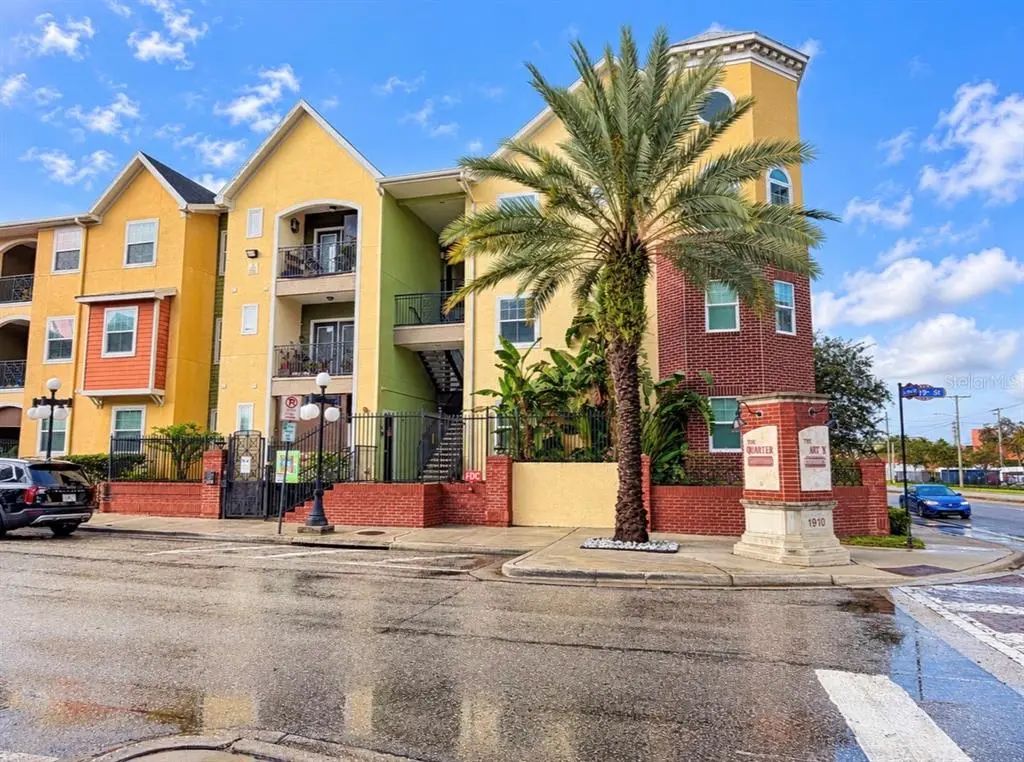 1910 E Palm Avenue 8106, TAMPA