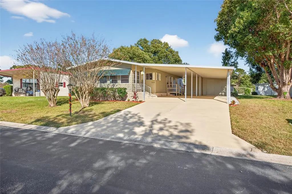 2243 Evergreen Circle 1713, ZELLWOOD