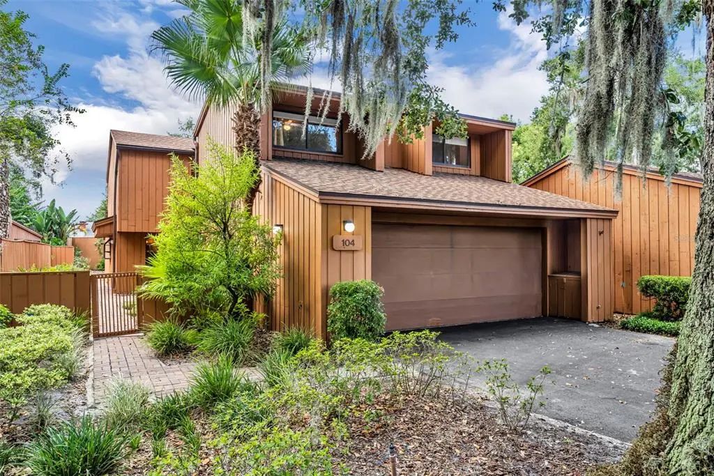 104 Oaks Court 104, SANFORD