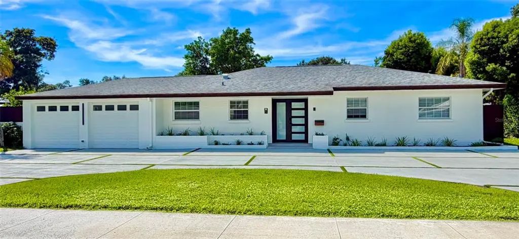 11 of 37 - 1712 Indian Rocks Road, BELLEAIR, FL