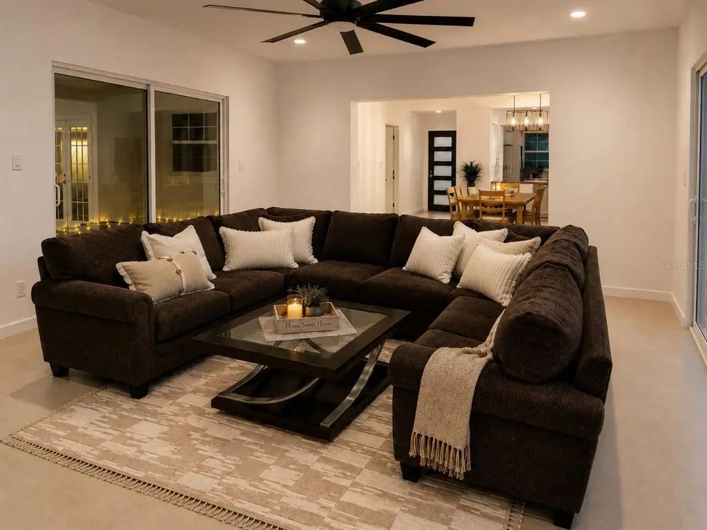 17 of 37 - 1712 Indian Rocks Road, BELLEAIR, FL