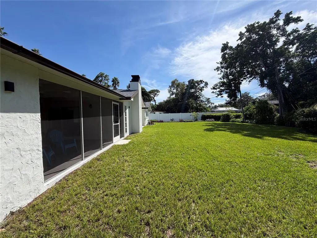 33 of 37 - 1712 Indian Rocks Road, BELLEAIR, FL