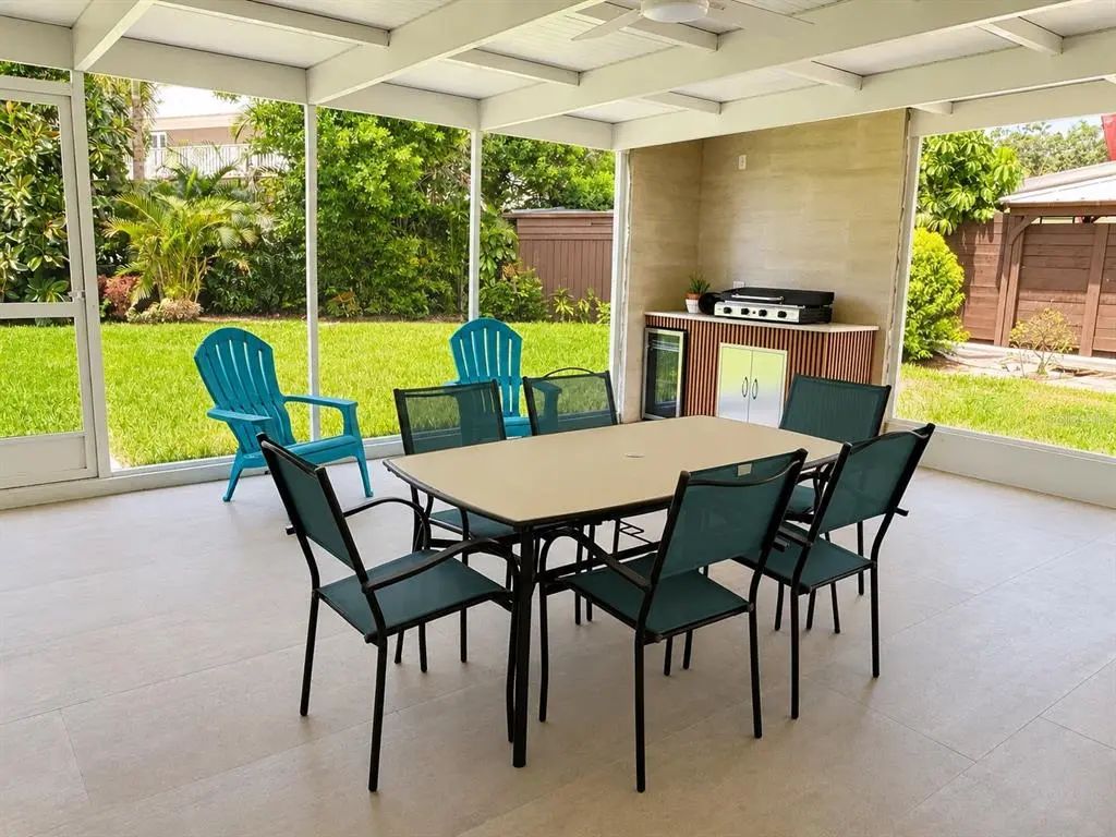 5 of 37 - 1712 Indian Rocks Road, BELLEAIR, FL