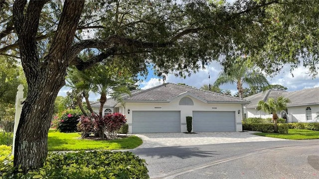 5600 W Long Common Court 2, SARASOTA