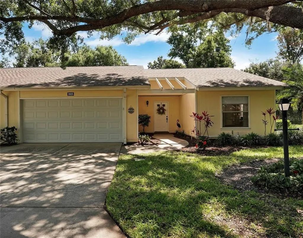 3925 Oakhurst Boulevard, SARASOTA