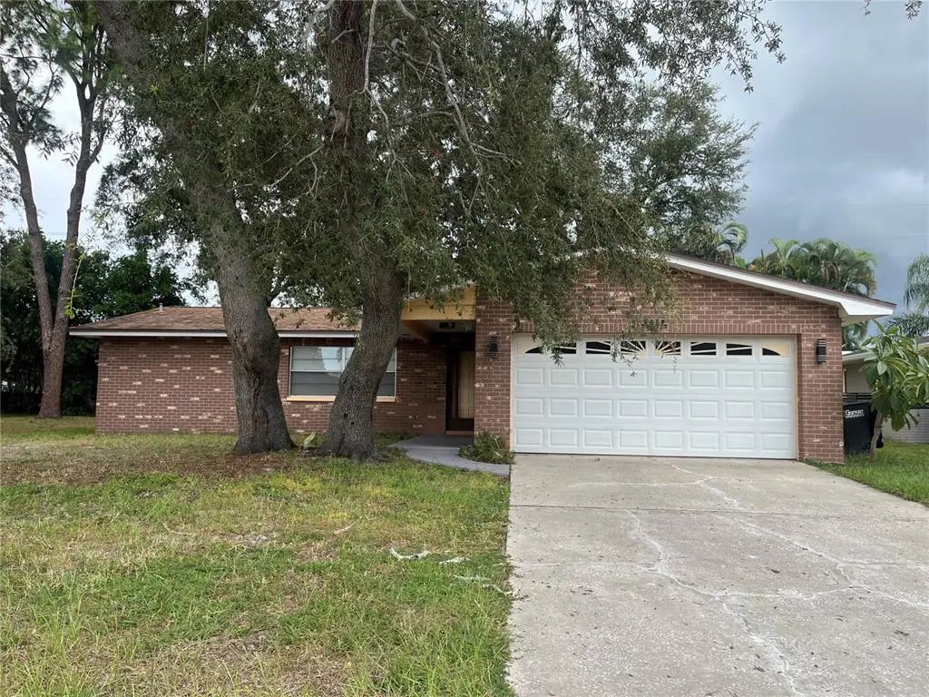 2080 Sun Tree Circle N, CLEARWATER