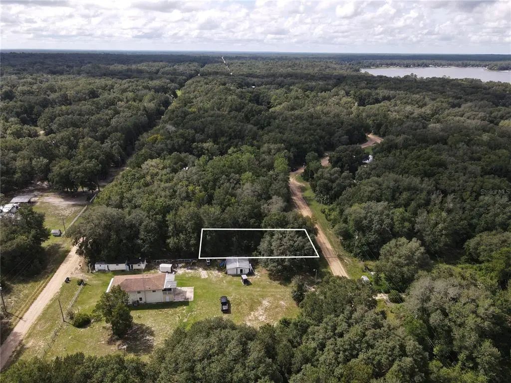 Gunner Ave, INTERLACHEN