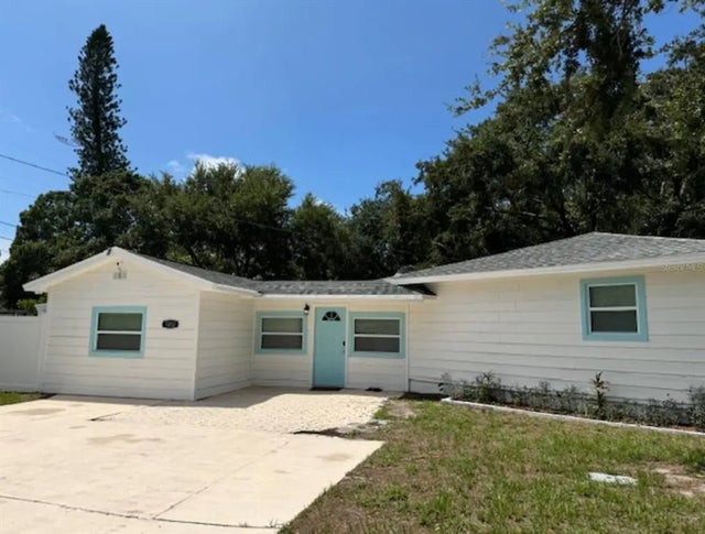 7202 8th Avenue N, ST PETERSBURG