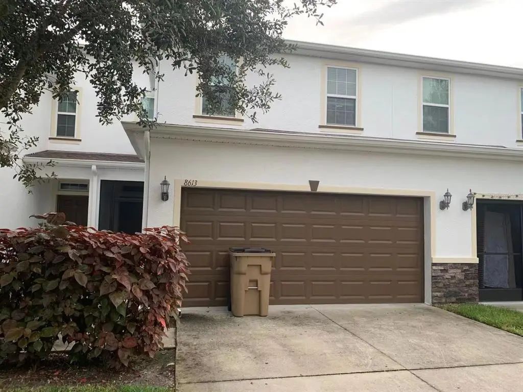 8613 Andalucia Field Drive, TAMPA