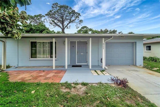 6124 Dartmouth Drive, BRADENTON