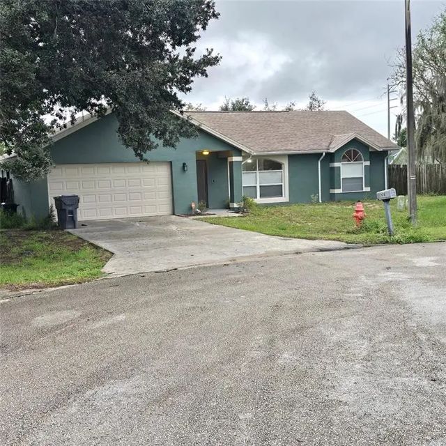 108 Chris Court, DAVENPORT