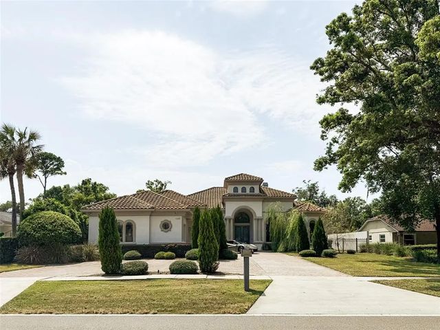 1480 Hempel Avenue, WINDERMERE
