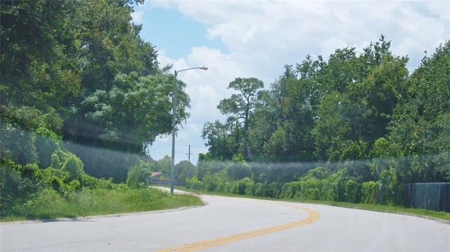 Suburban Drive, ORLANDO