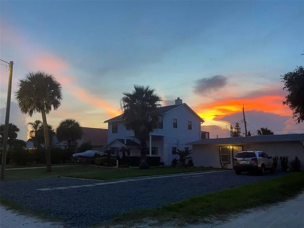 834 E 25th Avenue, NEW SMYRNA BEACH