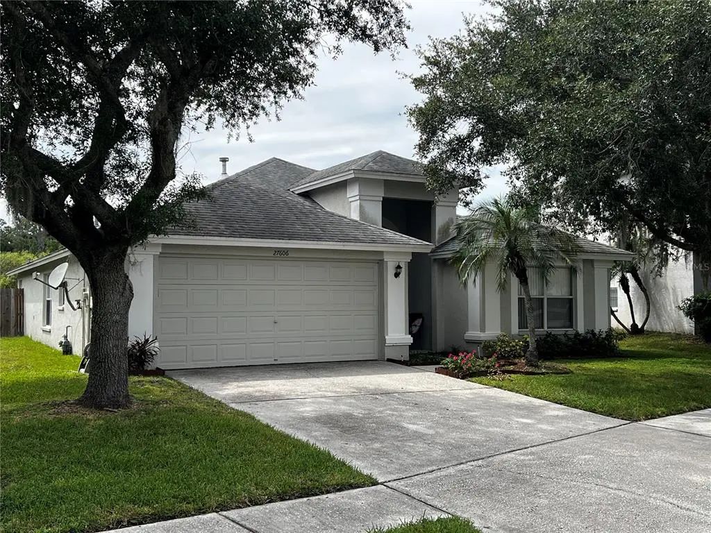27606 Sky Lake Circle, WESLEY CHAPEL