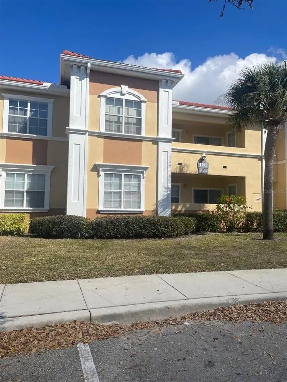 1195 Villagio Circle 101