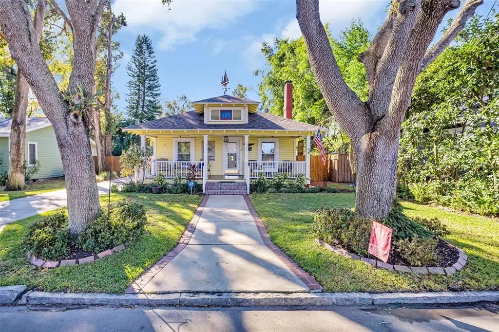 903 E Mcberry Street, TAMPA