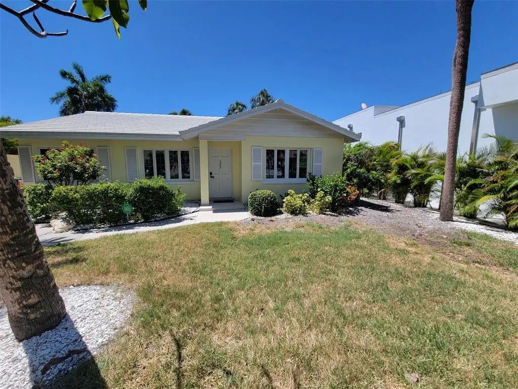 323 Madison Drive, SARASOTA