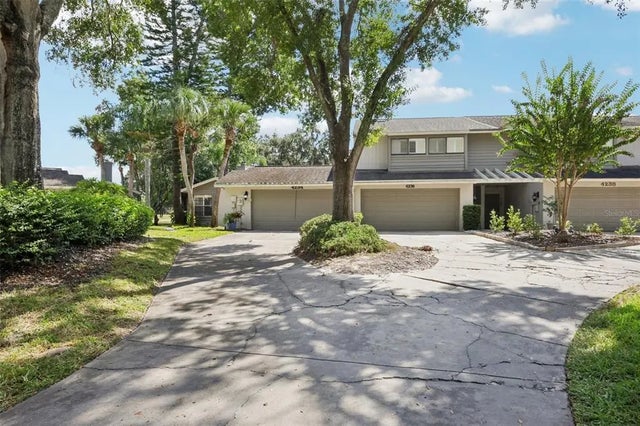 4234 Golf Club Lane, TAMPA