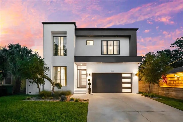 2707 Ridgewood Avenue, TAMPA