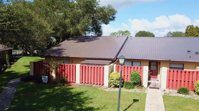 1077 Medinah Way, WINTER HAVEN