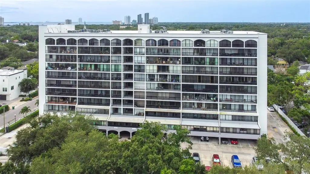 3211 W Swann Avenue 410, TAMPA