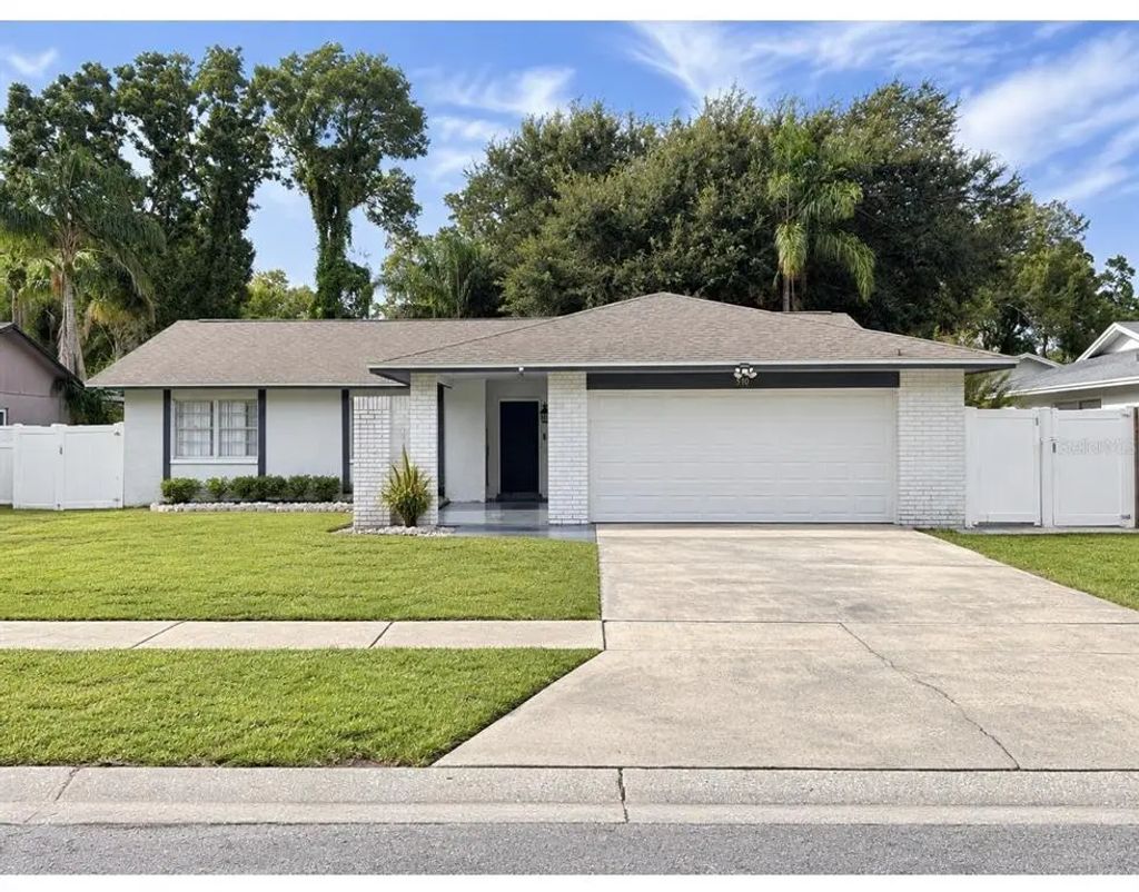 510 Proclamation Drive, TAMPA