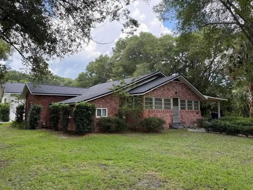 301 E Kentucky Avenue, DELAND