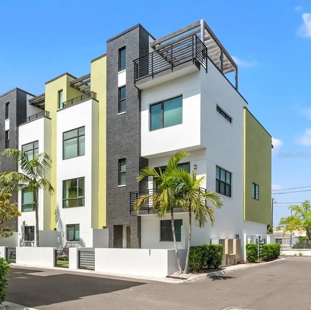 907 Arlington Avenue N, ST PETERSBURG