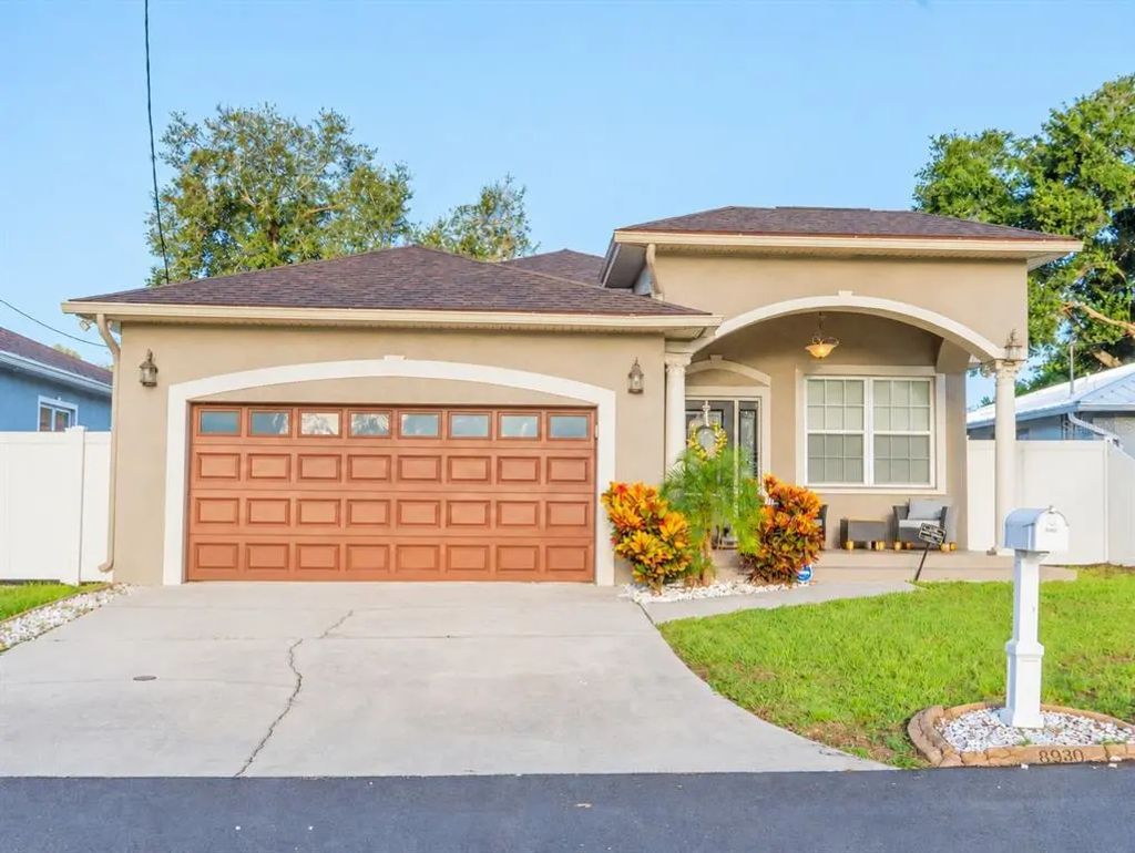 8930 N Newport Avenue, TAMPA
