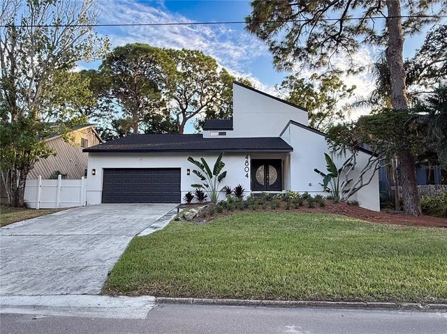 4804 W Dryad Street, TAMPA