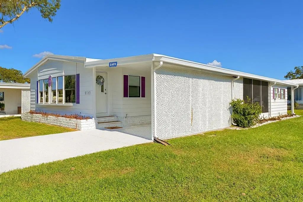 9303 Highpoint Boulevard, BROOKSVILLE