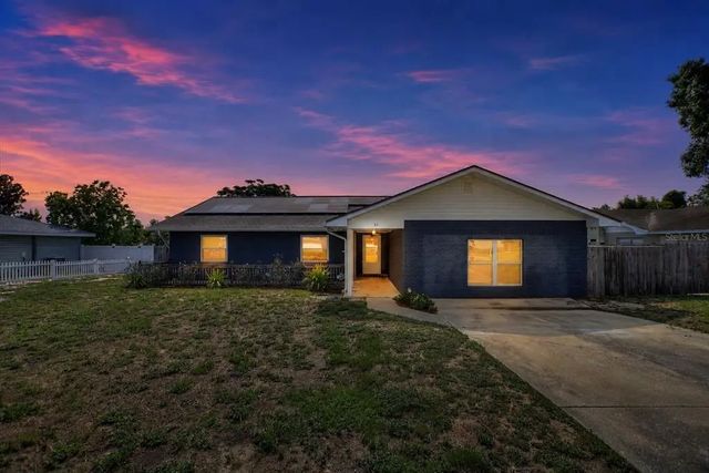 31 Lake Link Circle Se, WINTER HAVEN