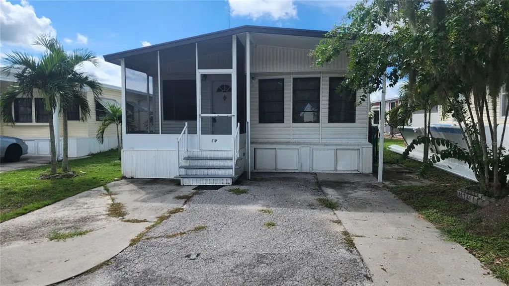 3275 26th Avenue E 119, BRADENTON