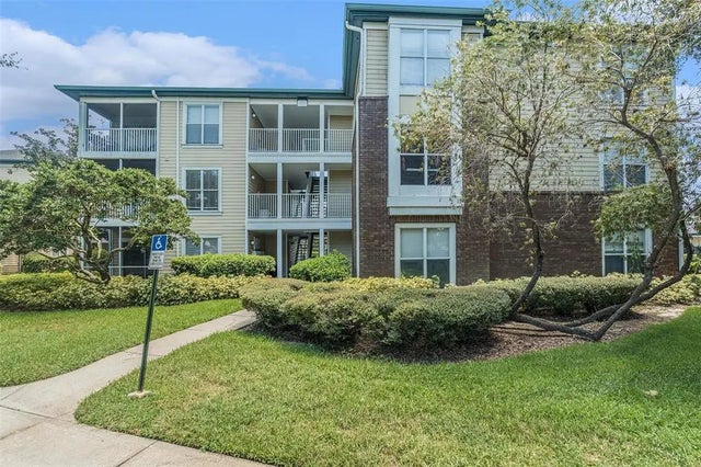 10110 Winsford Oak Boulevard 615, TAMPA