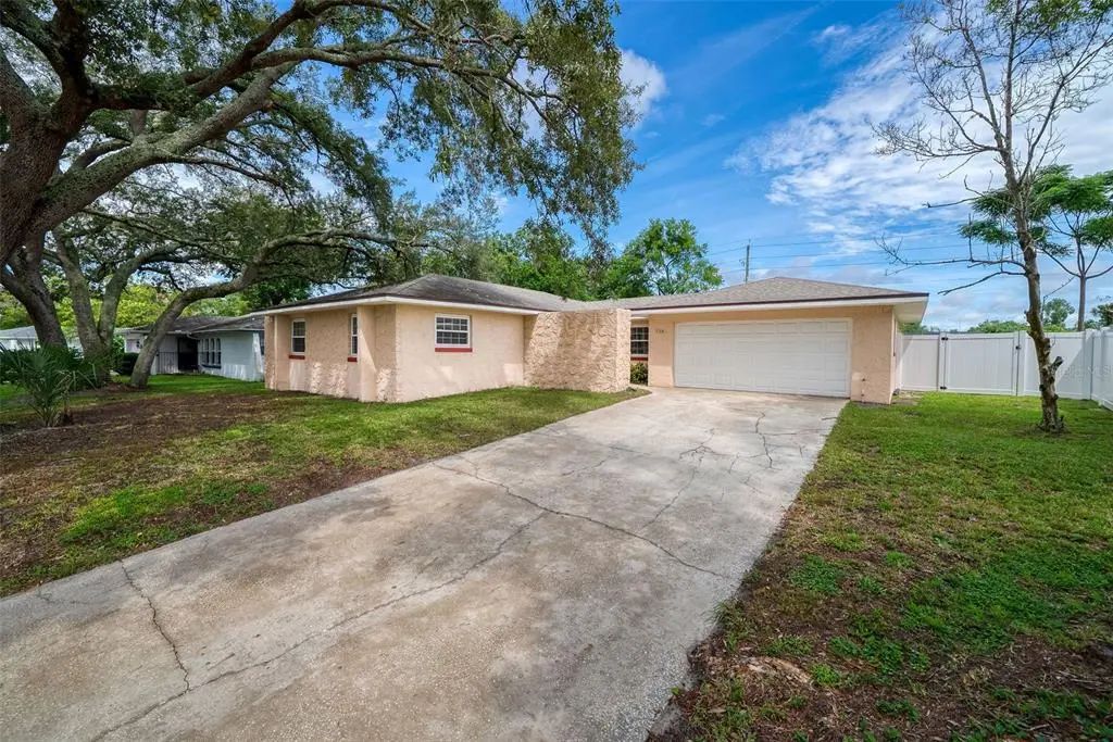716 Laurel Way, CASSELBERRY