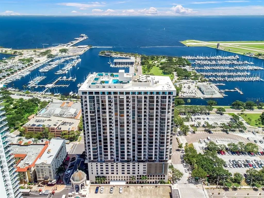 1 Beach Drive Se 2712, ST. PETERSBURG
