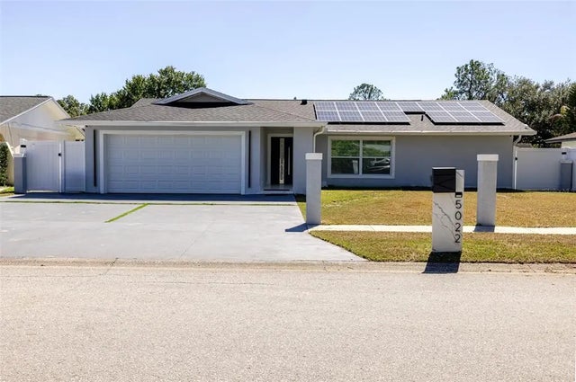 5022 Landsman Avenue, TAMPA