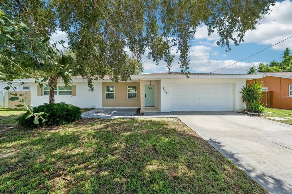 235 Overbrook Drive E, LARGO