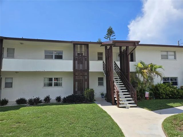 Photo of 245 Center Road 211, VENICE FL