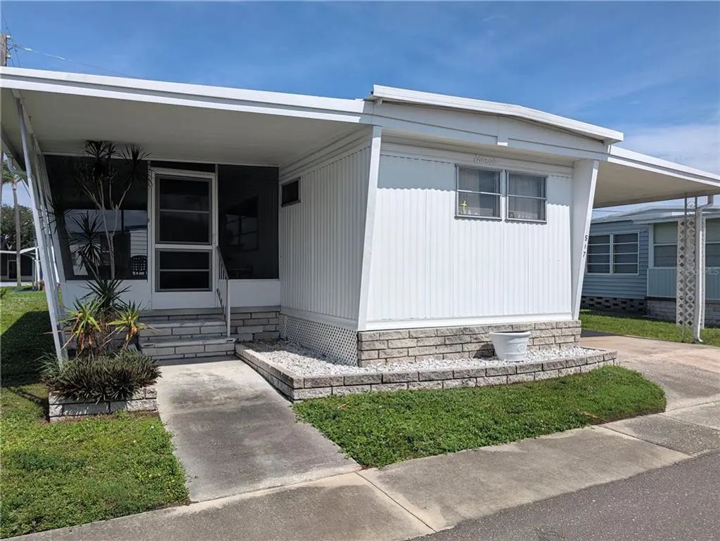 34517 Rose Drive N, PINELLAS PARK